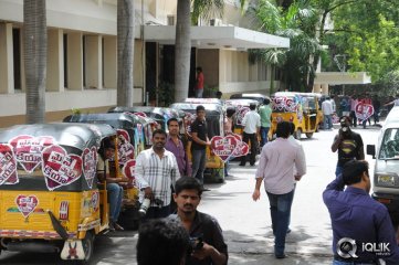Maine Pyar Kiya Movie Team Auto Rally